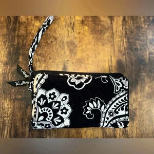 RETIRED: Vera Bradley | Midnight Paisley wristlet/wallet